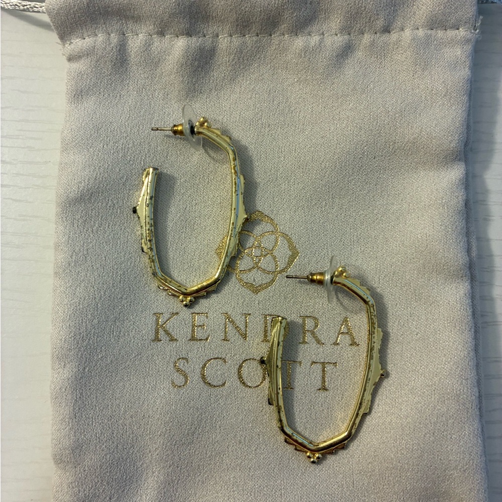 Kendra Scott Textured Gold Earrings